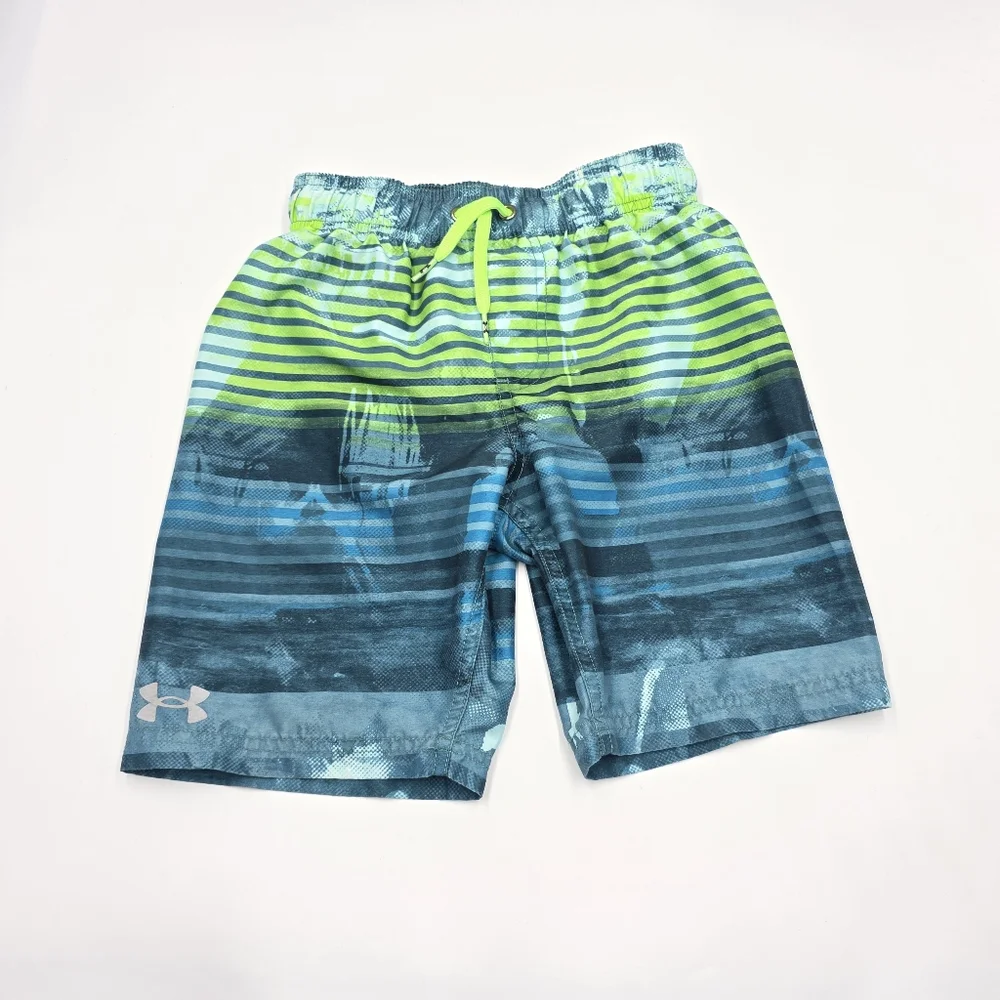 Under Armour boys' swim trunks size S